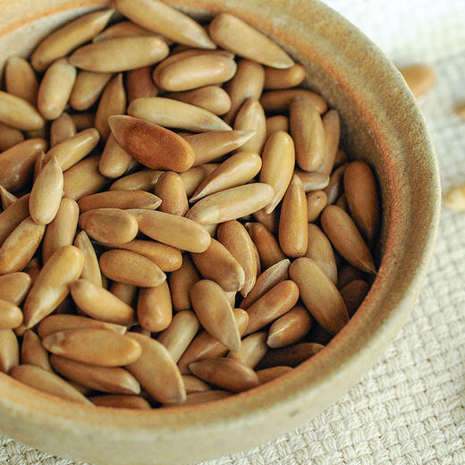 【2025新货！巴西松子】 颗粒饱满，壳薄易剥，粒粒香醇。180克/罐，全场满88元江浙沪皖顺丰包邮~ 商品图4