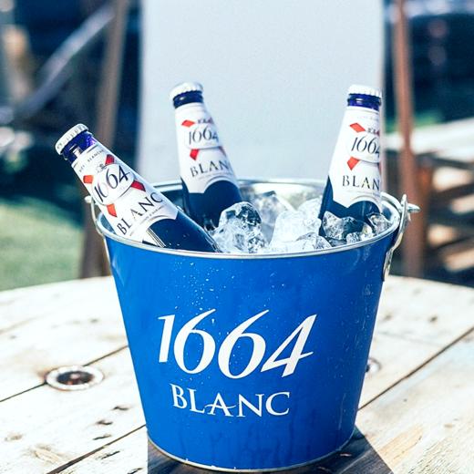 【部分地区缺货预售，现货48h发货】1664白啤500ml*12罐啤酒 商品图2