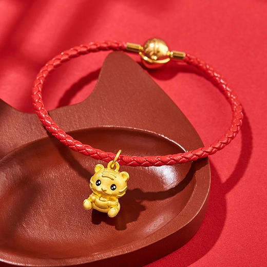 潮宏基爱乐虎系列虎小宝足金挂坠 商品图2