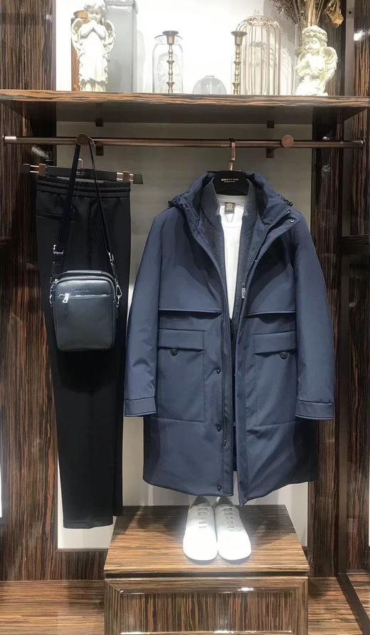 4F 蒙帝菲尔 羽绒服 商品图0