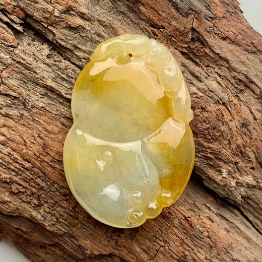 派瑞翡翠 翡翠挂件 冰糯种 黄翡 商品图3