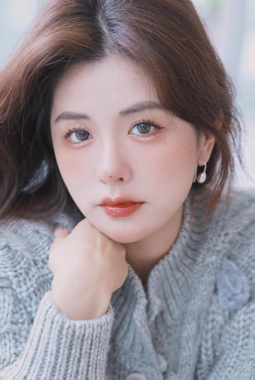 Leenscolor旗下 ·  满眼水光 · 元气高光 | 14.5mm白狮参考着色中大直径 | 韩国长期抛 商品图10