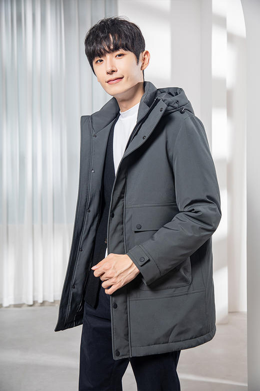 callisto两色可选白鹅绒聚酯纤维羽绒服  FQFED110C 商品图2