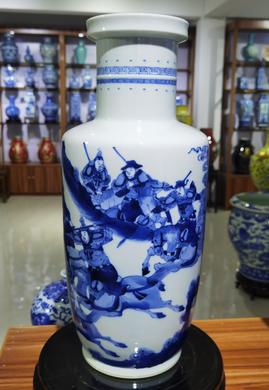 翁继红 ：柴窑青花康熙人物战将爆竹瓶 商品图0