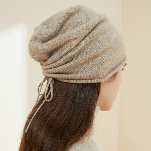 羊绒世家21年秋冬新品女士羊绒围巾圆顶无檐系带围巾 商品图3