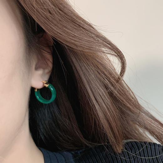 宫里的世界&美颂之光 玛瑙耳环 玉骨系列 商品图3