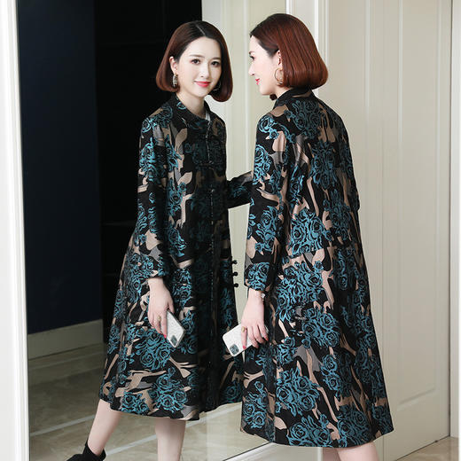 T1693真皮盘扣时尚印花绵羊皮宽松大码外套 商品图0