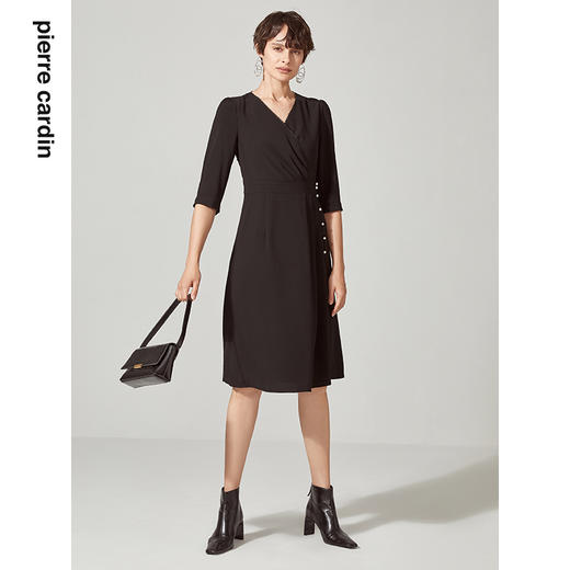 卡丹女装新品法式小黑裙V领长袖优雅长袖连衣裙C13DL12B0
 商品图3