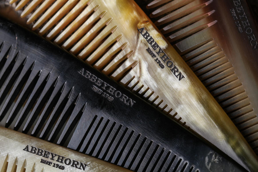 abbeyhorn 双齿天然牛角梳