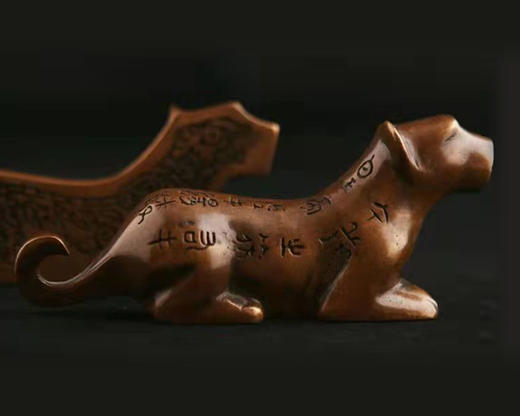 陵错铜虎符镇纸 商品图3