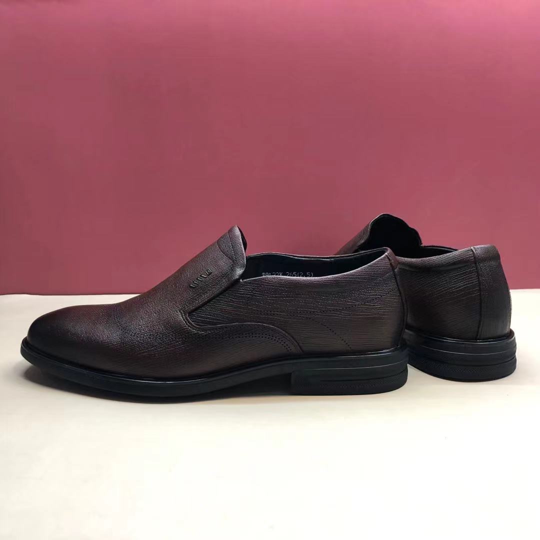 好人缘男鞋2021秋季新款头层牛皮圆头耐磨套脚一脚蹬平跟商务休闲皮鞋