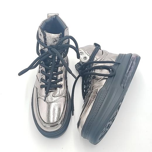 LFGJ 6006 镭射光面厚底松糕靴 商品图4