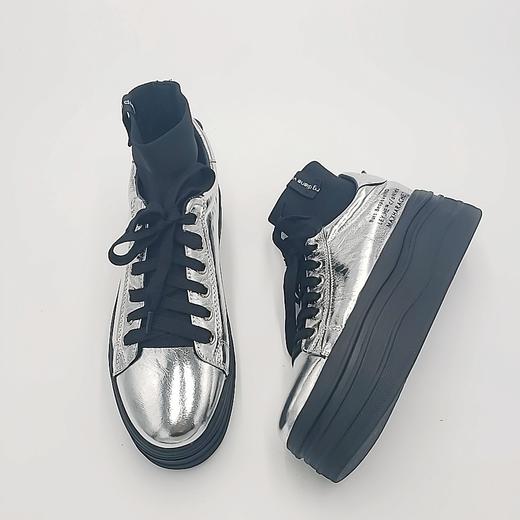 LFGJ 6005 镭射光面厚底松糕靴 商品图11