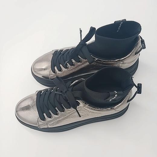 LFGJ 6005 镭射光面厚底松糕靴 商品图5