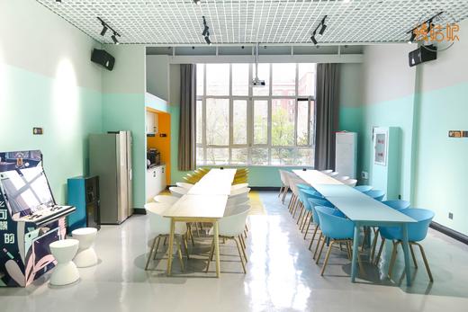 沈阳慢姑娘盛夏光年别墅轰趴馆 商品图1