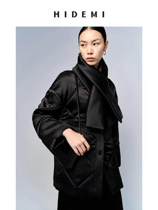 HIDEMI 醋酸系列可拆卸围脖简约设计感菱格棉服大衣 奶昔白/黑色 商品图11