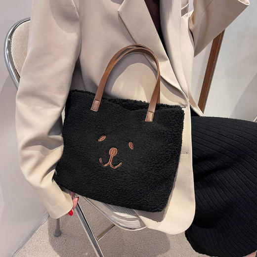 大容量毛茸茸包包女单肩包2021时尚秋冬可爱羊羔毛休闲手提托特包 商品图2