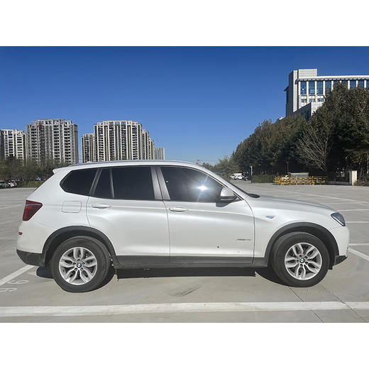 宝马 X3（进口） xDrive28i 领先型 【长租-北京】 商品图2
