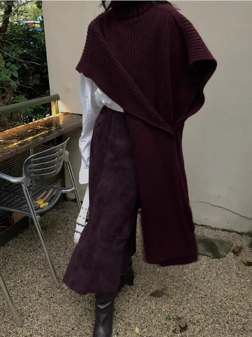 HIDEMI 勃艮第红麂皮套装 纽扣式背心/半身长裙 商品图4