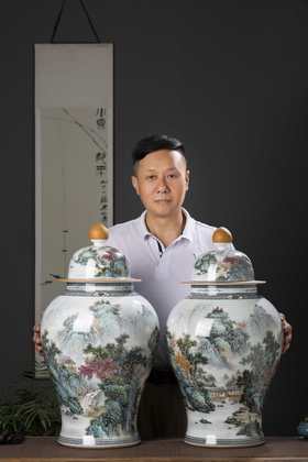 江龙：300件粉彩描金大将军罐《江南春晓》《秀丽山河》