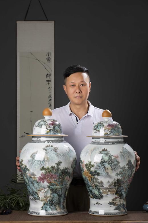 江龙：300件粉彩描金大将军罐《江南春晓》《秀丽山河》 商品图0