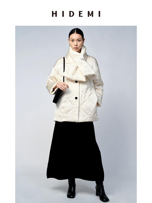 HIDEMI 醋酸系列可拆卸围脖简约设计感菱格棉服大衣 奶昔白/黑色 商品图4