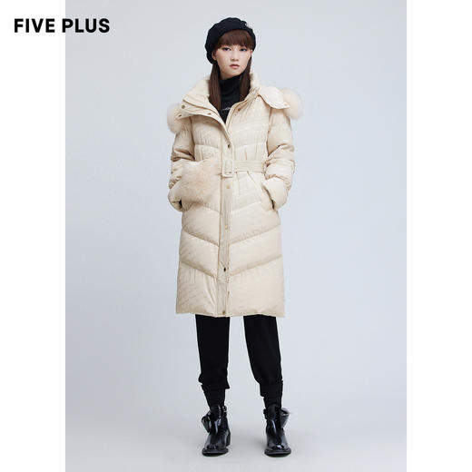 FIVE PLUS2021新款女冬装宽松貉子毛领羽绒服女字母提花中长外套2NN4331300 商品图3