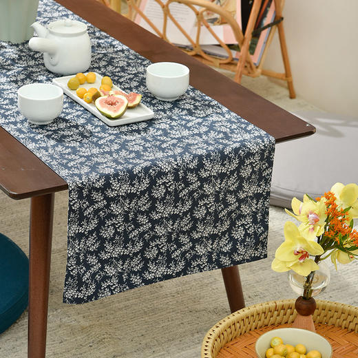 靛蓝雪松碎花双面布艺茶旗 商品图1