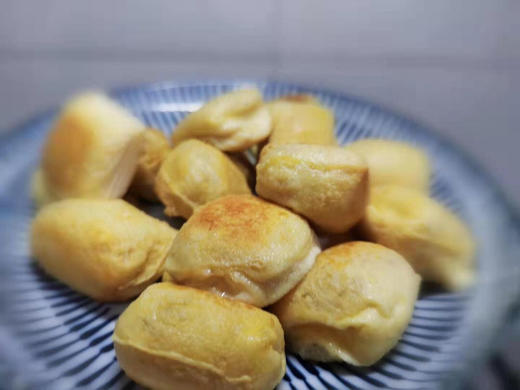 【云南石屏包浆豆腐】中国地理标识产品，舌尖上的中国重点推荐过，鲜嫩美味 一口爆浆！无添加无石膏 天然井水点卤~ （每盒约27个） 商品图0