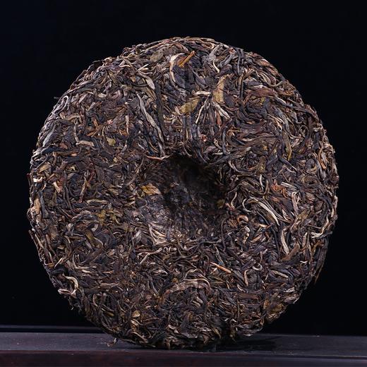 吉顺号 2017年头春古树普洱茶《六大茶山》组合装生茶饼200g*6饼/箱 商品图3