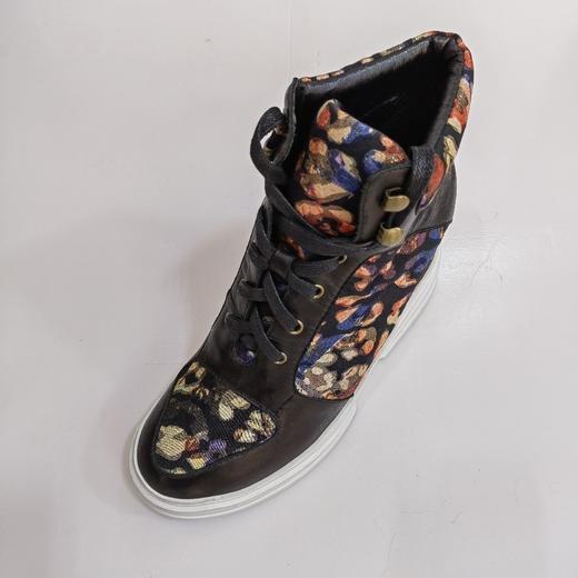 LFGJ 5413 百搭增高厚底韩版秋冬高帮鞋短靴 商品图0