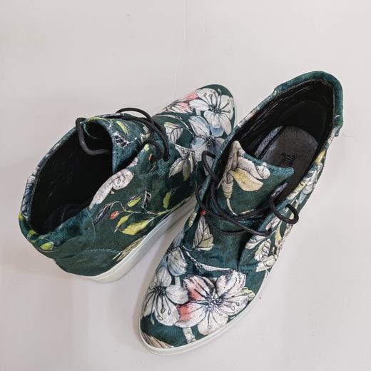 LFGJ 5414 花色进口金丝绒女平底韩版系带随意剪裁，花色不对称） 商品图1