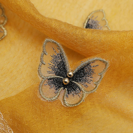 新款真丝羊毛混纺绣花围巾 刺绣蝴蝶丝毛丝巾披肩QM000303 商品图3