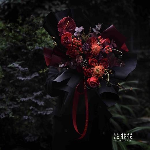 《绽放》复古红色系玫瑰混搭花束 商品图1