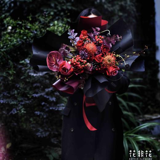 《绽放》复古红色系玫瑰混搭花束 商品图2