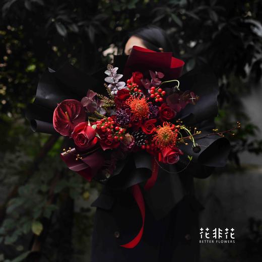 《绽放》复古红色系玫瑰混搭花束 商品图4
