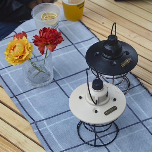 L.LAUKA手提复古营地灯 商品图3