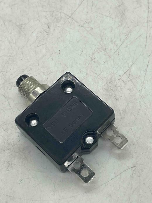 【货号07585】98型电源过载保护器L1/L2/w55/66系列8A热保护开关 商品图2