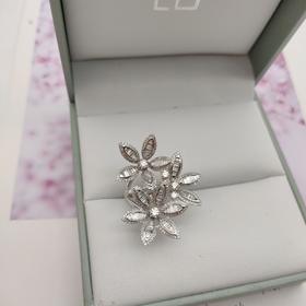 18K钻石戒指（花）,圈口： 13#,