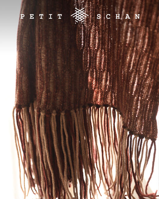 PETIT SCHAN小闪 ACC#004 Bohemian  波西米亚·狂想  镂空山羊绒设计款围巾 商品图1