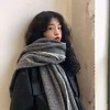 港风男女围巾新款时尚百搭复古柔软人字纹仿羊绒围巾女冬季加厚保暖长款披肩两用围脖男 商品缩略图2