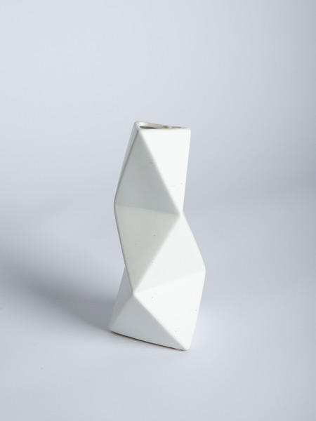 不规则白瓶 商品图0