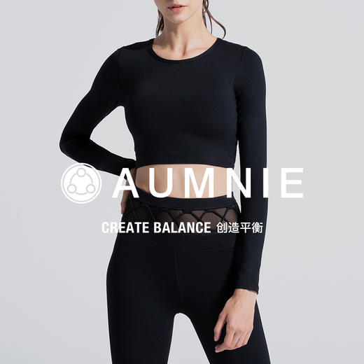 长袖露脐T恤含胸垫 / LONG SLEEVE CROPPED TEE 商品图0