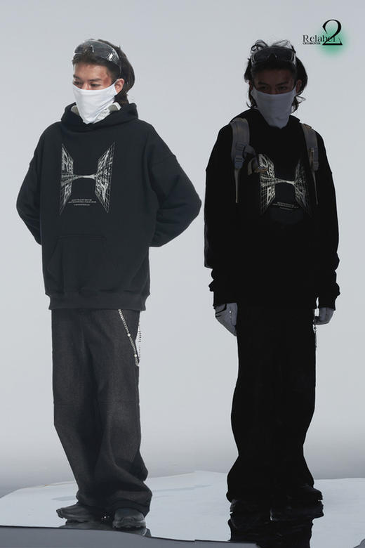 RELABEL 21AW主题概念品牌平行宇宙融合印花宽松连帽卫衣 商品图5