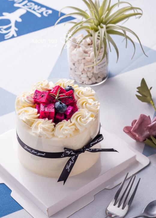 小4寸蛋糕   口味 芒果  /火龙果  /可可脆 / 奥利奥 一鲜奶动物奶油蛋糕 商品图1