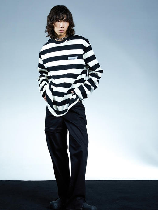 SFTTR AW21圆领破坏黑白粗条纹慵懒风厚实长袖T恤廓形男女薄卫衣 商品图3