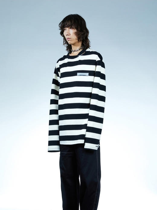 SFTTR AW21圆领破坏黑白粗条纹慵懒风厚实长袖T恤廓形男女薄卫衣 商品图4