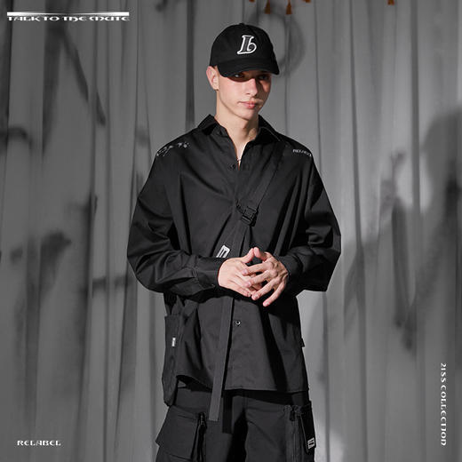 RELABEL 21SS背后大破口藏布剪裁多穿法前后主题印花衬衣 商品图1