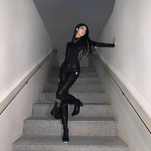 NEWA PROJECT2021秋冬原创设计高腰小众心机辣妹九分小脚裤皮裤女 商品图2