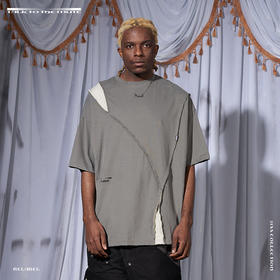 RELABEL 21SS 灰色破缝拼接立体裁边主题印花宽松短袖T恤